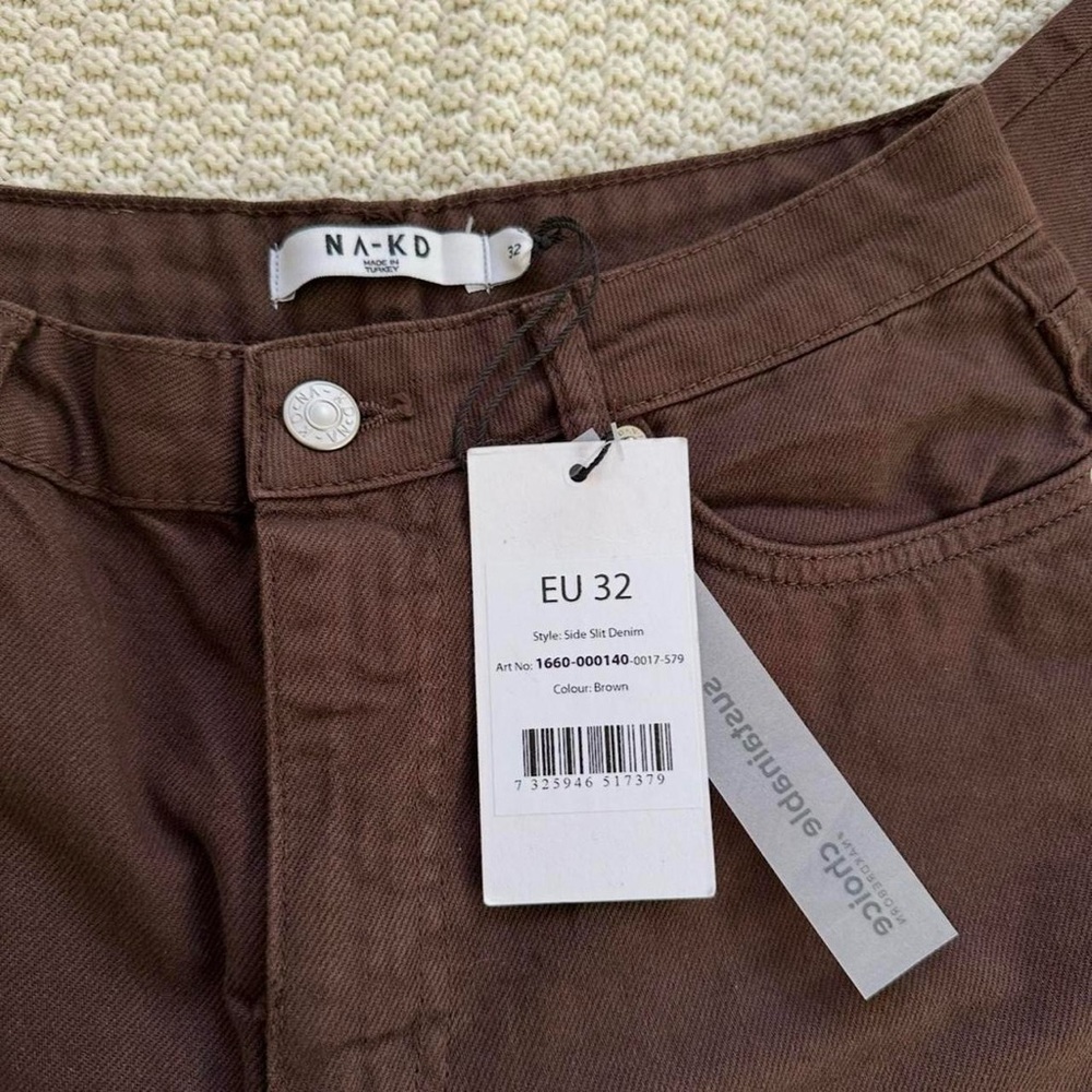NWT NA-KD Brown Straight Leg Jeans - Picture 6 of 9